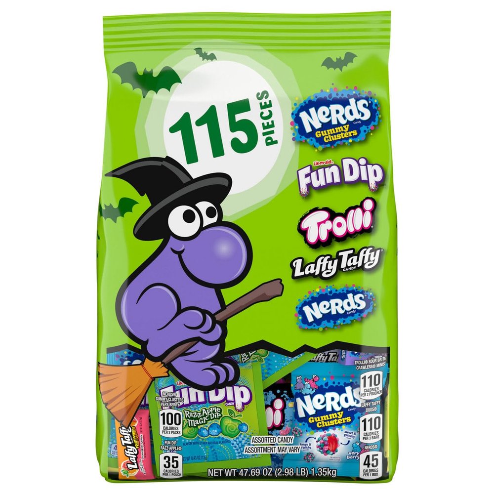 Ferrera, Variety Seekers 115 Piece Halloween Candy Mix, 47.6 Ounce