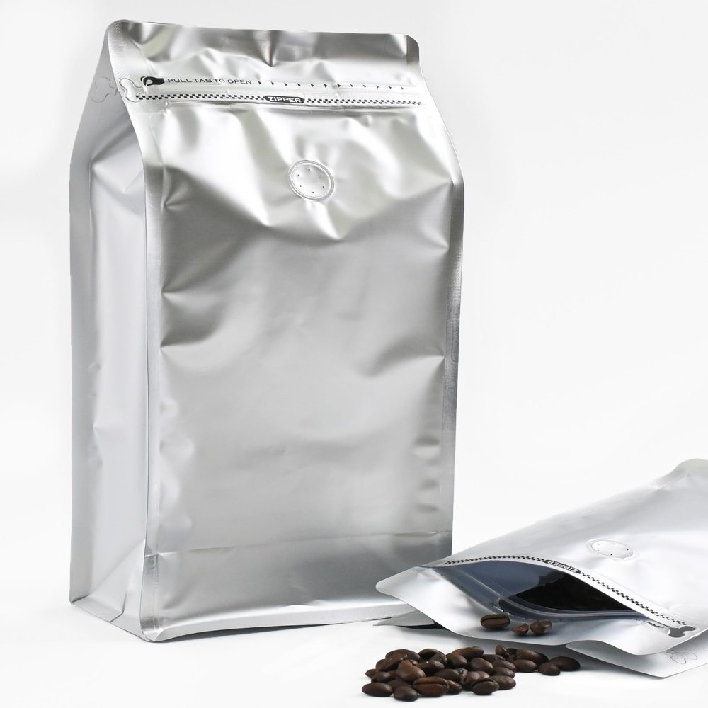 Soulake Coffee Bags, 12mil Stand Up Flat Bottom Pouch with one-way Air Valve and Reusable Side Zipper(Silver, 200PCS-Small-0.5lb/8oz/250g)