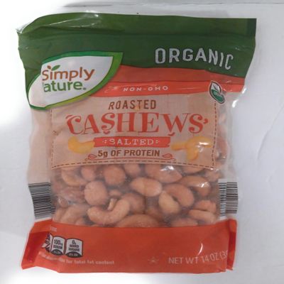 Simply Nature Organic Roasted Cashews, Salted, Non-GMO, 5g Protein, 14 Oz Bag