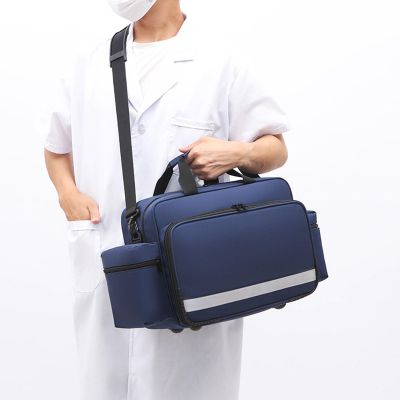 QDKVTNDJZ Portable Waterproof First Aid Kit, Professional Medical Trauma Bag, with Inner Dividers, for Paramedics Emergency Supplies Storage(Blue)