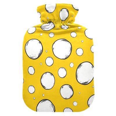 White Circular Spots on A Yellow Background Travel hot Water Bottle with Soft Cover, 2L Water Bag for Neck Shoulder Warmer, Period Cramps, Bolsa para clicos menstruales