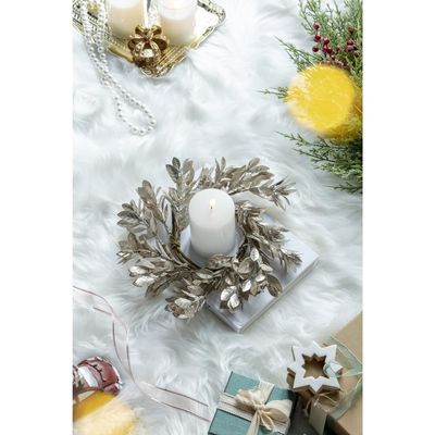 23.6 Inch Artificial Eucalyptus Wreath in Green - Realistic Faux Foliage for Home, Entryway, or Holiday Decor (Champagne + Plastic)