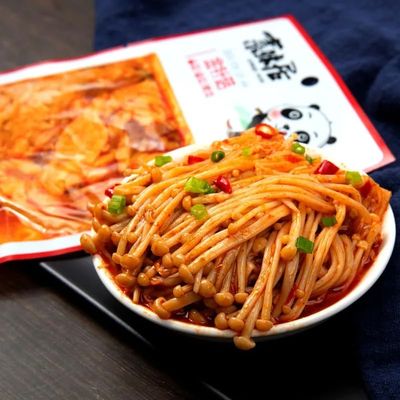 Spicy enoki mushroom, red oil flavor flammulina velutipes 60g/pack, crispy vegetable snacks, Chinese pickled vegetables, delicious pickles, spicy latiao, instant side dishes, seasoning (6 packs)
