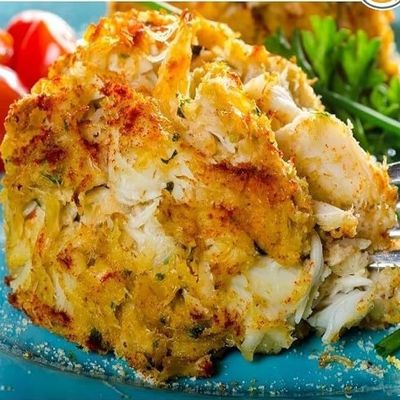 Harbour House Crabs Maryland Jumbo Lump Crab Cakes, 12 Count