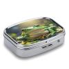Cute FrogMetal Pill Box 3-Compartment Portable Medication Boxs Compact Pill Case for Travel Vitamins Pill Organizer Daily Medication Storage Box view 3
