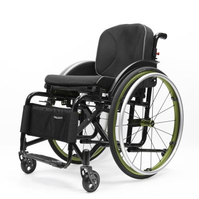 TRGCJGH Folding Sports Wheelchair, Self-propelled Transport Wheelchairs for Adults, Aluminum Alloy, with Handbrakes,Quick Release Rear Wheels(Green,14.9in Seat Width)