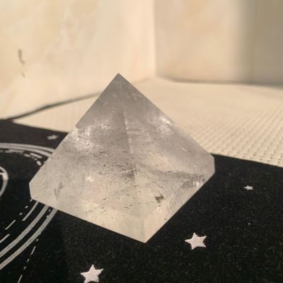197g Clear Quartz Pyramid | Energy Amplifier & Meditation Focus Tool | Natural Crystal Pyramid for Home, Office & Healing | Chakra Balancing & Intention Manifestation