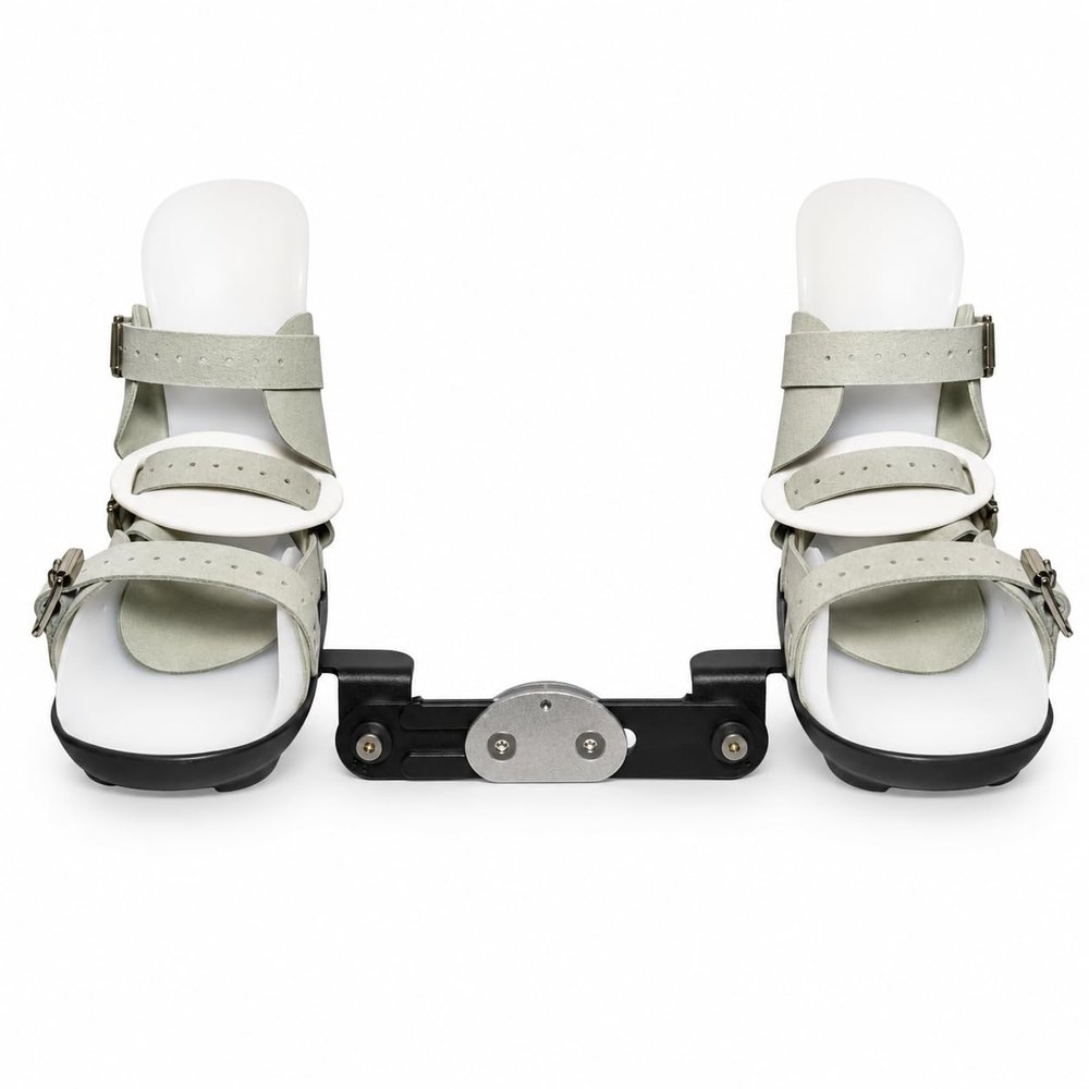 Moventix Adjustable Denis Browne Splint Foot Abduction Brace Shoes (3.5 in (9 cm))