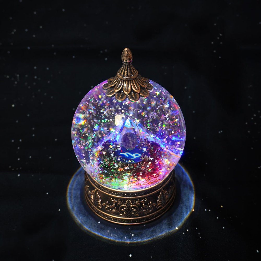12 Zodiac Signs Capricorn Crystal Pyramid Globe with Garnet Healing Stones and Glitter, Pyramid for Positive Energy, Lucky, Handmade Zodiac Themed Gifts for Its Lovers, Birthday Gifts (Capricorn)