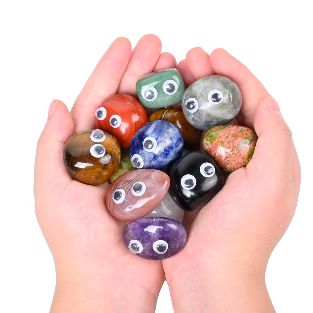 Gemstones Tumbled Stones, 0.7 "-1.1" Natural Polished Quartz Healing Stones with Cute Eyes, Reiki Crystals for Relief, Home Decor, Gift, Rock Garden 0.45 lbs(5-8PCS)