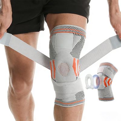Knee Brace with Adjustable Straps for Knee Pain Relief, Compression Knee Support with Patella Pad for Meniscus Tear, ACL & Joint Stability, Breathable Knee Brace for Running, Gym, Workout & Sports (M/L/XL)