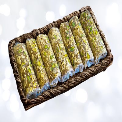 Athreyapuram Pootharekulu, Putharekulu - Indian Sweet by Durga's Kitchen, Handmade Rice Paper Rolls with Monk Fruit Sugar, Grass Fed Cow Ghee, Almonds, Pistachio, Cashew - No Preservatives, 5 Pieces (Sugar Free Dry Nuts)