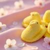 PEEPS Easter Marshmallow Candy, Classic Marshmallow Chicks, Yellow, Bulk Pack of 4, 5ct Each (20 Chicks Total) view 3