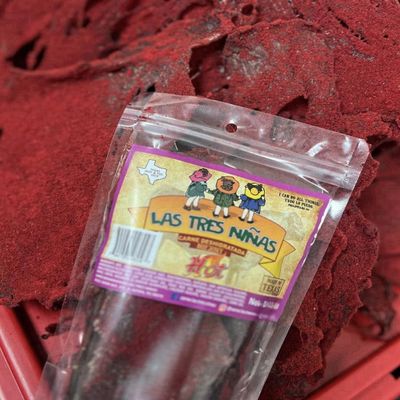 carne seca crunchy premium beef jerky red powder fuego hot mexican snack Texas made 1.3 oz.