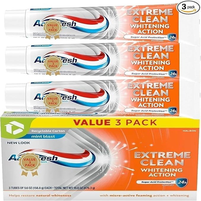 Extreme Aquafresh Clean Whitening Action Fluoride Toothpaste, (Pack of 3) Mint Blast, 5.6 oz