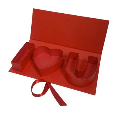 1 pc Empty Flower Gift Box Mother Day Decor Flower Arrangement Fillable Letters Letter Shaped Box for Present Mom Floral Packaging(Red)