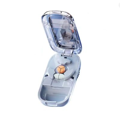Portable 2 3 4 Halves Pill Cutter and Storage Box Reusable Medicine Containers Medicine Storage with Accurate Pill Alignment (Blue1/3)