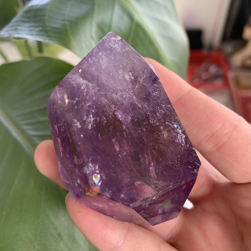 153g Amethyst Faceted Freeform - Deep Purple Chevron Amethyst Polished Crystal Chunk, Handcrafted Irregular Cut for Home Decor, Reiki Healing, Crystal Grids and Collectors