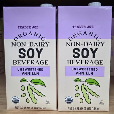 Trader Joe Organic Non-Dairy SOY Beverage Unsweetened Vanilla 32fl oz 946ml (Two Cartons)