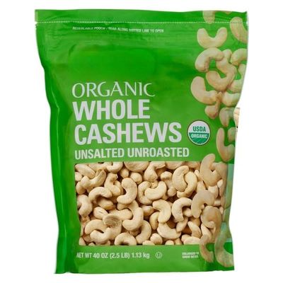 Organic Whole Cashews, Unsalted & Unroasted, Raw Natural Cashew Nuts, Non-GMO, Vegan, Gluten Free, No Added Salt or Oils , Premium whole cashews sourced from organic farms with no artificial additives or preservatives Ideal for snacking, vegan recipe