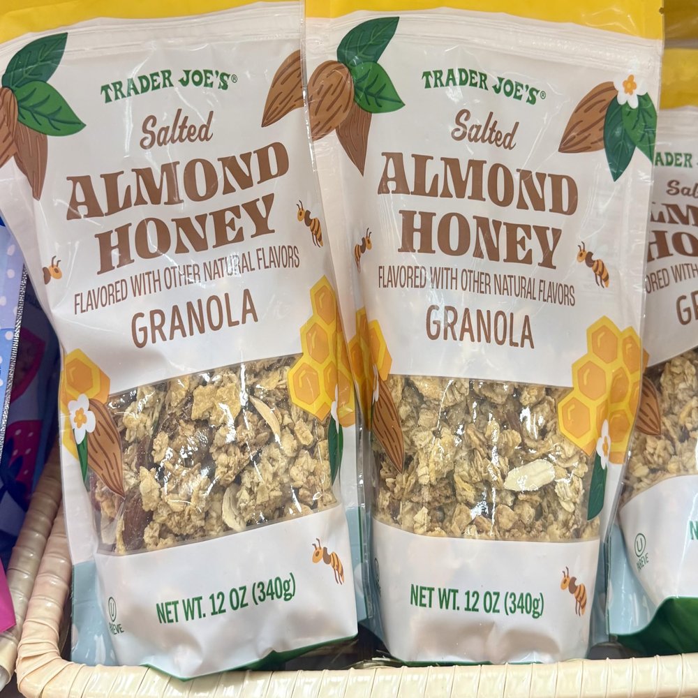 Trader Joe's Salted Almond Honey Granola, Natural Flavors, 12 oz (340g), About 5 Servings