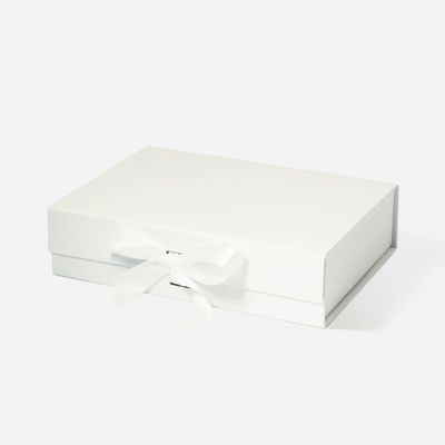 Geoto 9.25"6.69"2.36" A5 Shallow Size Luxury Rigid Foldable Magnetic Closure Collapsible Gift Packaging Boxes (Off White with Ribbon)