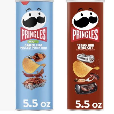 Pringles Potato Chips Flavor Pairing Variety Set 5.5oz - 2 cans (Carolina Pulled Pork BBQ & Texas BBQ Brisket)