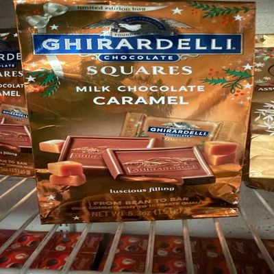 Milk Chocolate Caramel Squares, Smooth Creamy Chocolate with Soft Caramel Filling, Individually Wrapped Bite Size Candy, Sweet Snack Treat for Gifting, Parties & Daily Indulgence