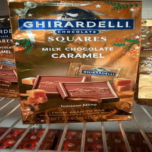 Milk Chocolate Caramel Squares, Smooth Creamy Chocolate with Soft Caramel Filling, Individually Wrapped Bite Size Candy, Sweet Snack Treat for Gifting, Parties & Daily Indulgence