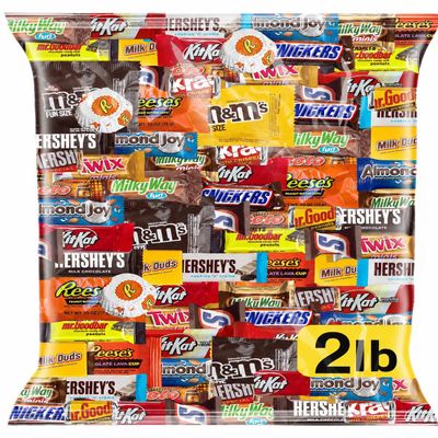 Assorted Chocolate Candy Variety Pack 2 LB Bulk Bag, 90 Ct Fun Size Mix