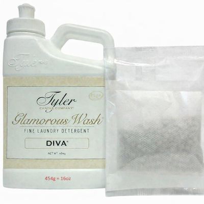 Tyler Glam Wash Laundry Detergent, Diva, Liquid, 16 Fl Oz HE Safe w/Dryer Sachet Pouch, Pull and Pour Spill Proof Cap ilh