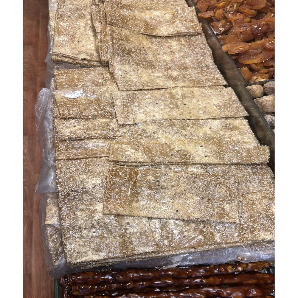 Malatya Apricot Fruit Leather 1100g (38.8 oz) - Traditional Turkish Pestil, Rich Flavor, Energy Snack