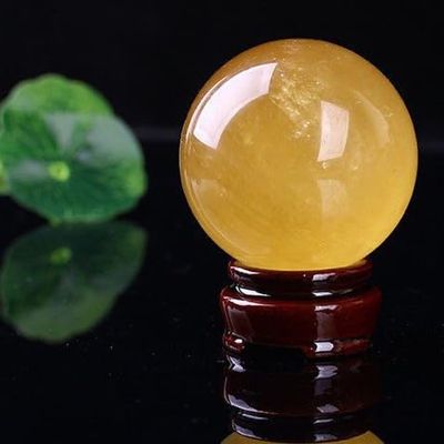 raw Stone Polished Yellow Crystal Ball Ornaments Calcite Iceland Spar Ornaments,Yellow,130mm