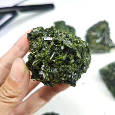 Bulk Natural Healing Crystals Stones Crystal Quartz Rough Black Green Tourmaline Raw Stone 1000g
