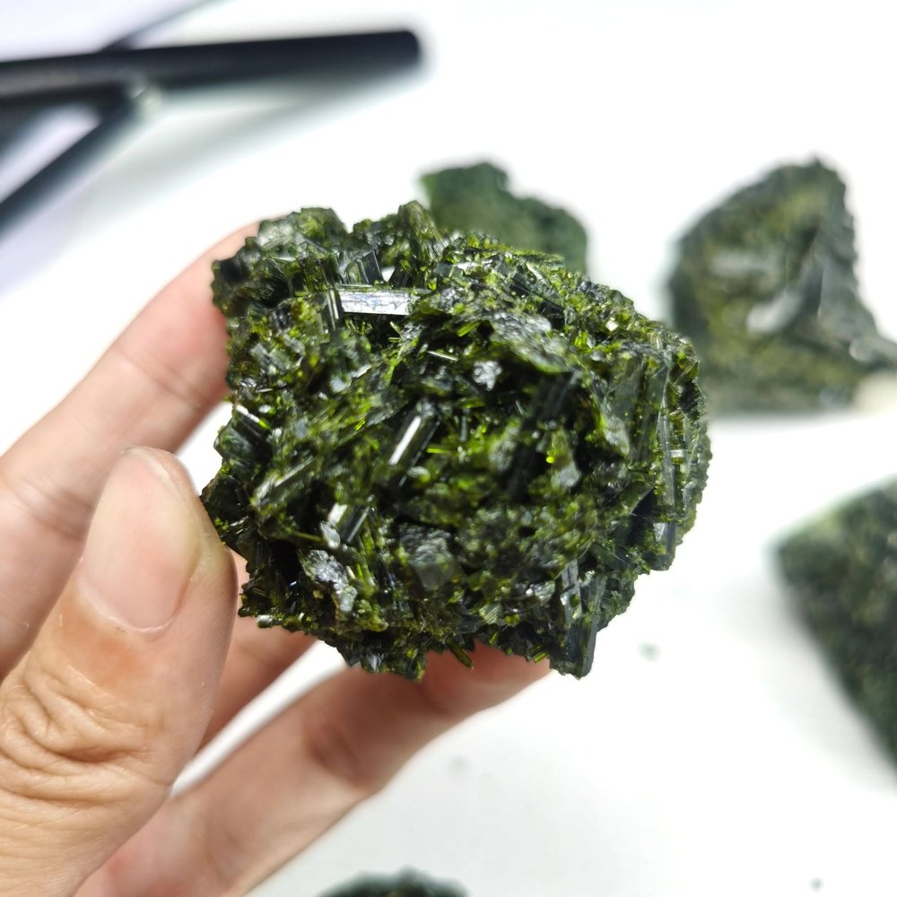 Bulk Natural Healing Crystals Stones Crystal Quartz Rough Black Green Tourmaline Raw Stone 1000g