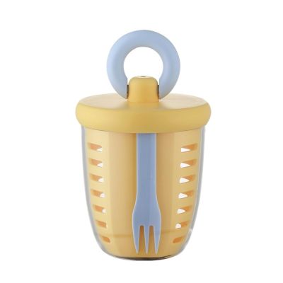 Portable fruit cup, salad cup, picnic double-layer drainage and preservation box