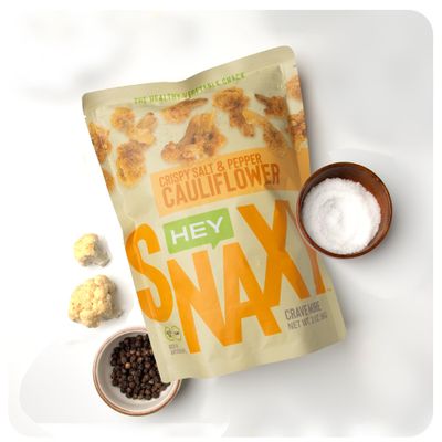Hey Snaxy Crispy Cauliflower Chips (Pack of 3) Salt & Pepper Vacuum-Cooked Veggie Snack - Vegan, Gluten Free, Non-GMO Keto Cauliflower Snacks, Salt - Plant Based Healthy Chips, No Preservatives