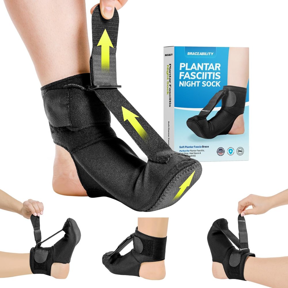 BraceAbility Plantar Fasciitis Night Splint Sock - Soft Plantar Fascia Boot for Sleeping, Achilles Tendonitis Relief, Foot Drop, Heel Pain - Planter Facetious Night Sling Brace for Women and Men (M)