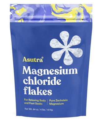 ASUTRA Magnesium Chloride Bath Flakes, 4 lbs - for Relaxing Foot & Body Soaks, Epsom Salt Alternative, Rapid Absorption