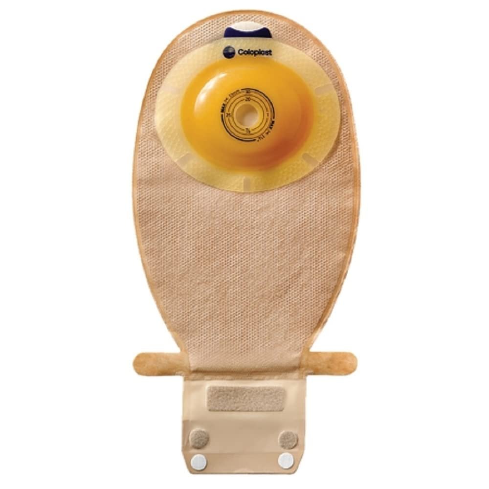 Coloplast 15606 Convex Light, Standard Wear, easiClose Wide Outlet Pouch w/Belt Loops (10/Pack)