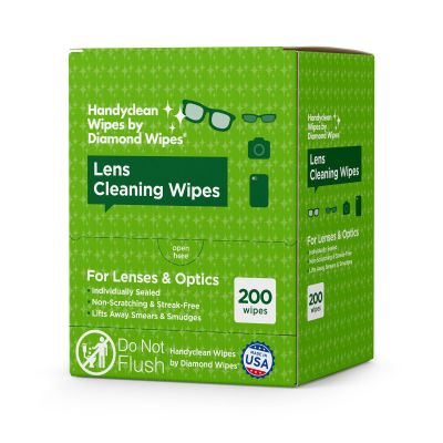 HandyClean Pre-Moistened Lens Cleaning Wipes, Eyeglass Wipes, Screen Wipes, 200 ct of 6 x 5 inches Individually Packed Lens Cleaner Wipes